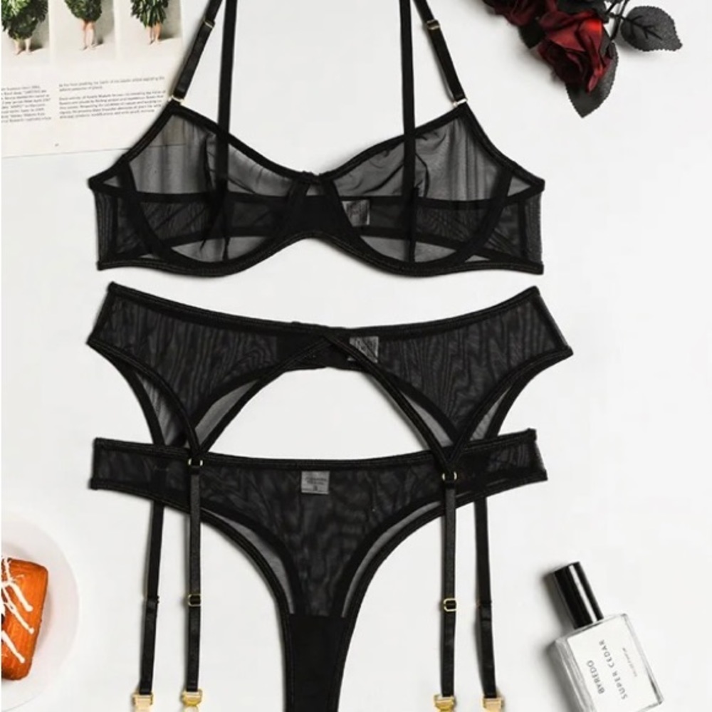 SALE Black Mesh Sheer Lingerie Set with Choker Detail - Picture 4 of 6